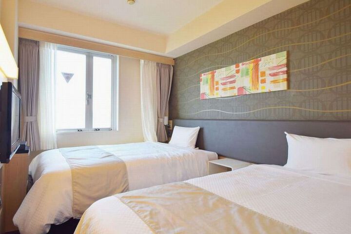 Room 10 of 71