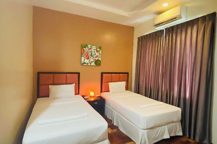 Room 20 of 45