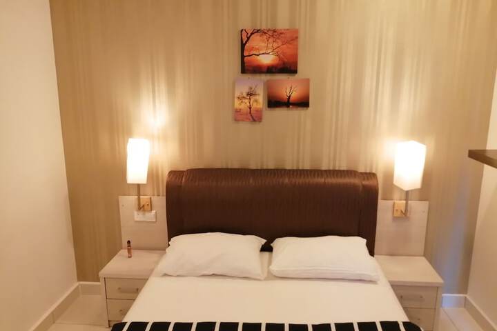 Room 18 of 96