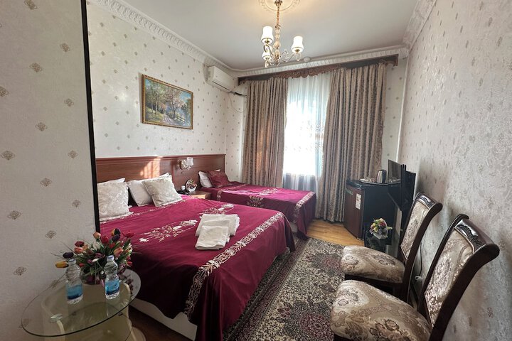 Room 29 of 48