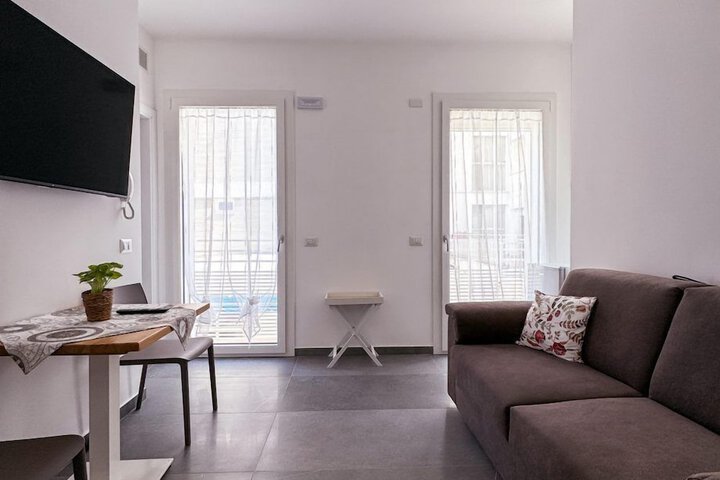 Room 43 of 159