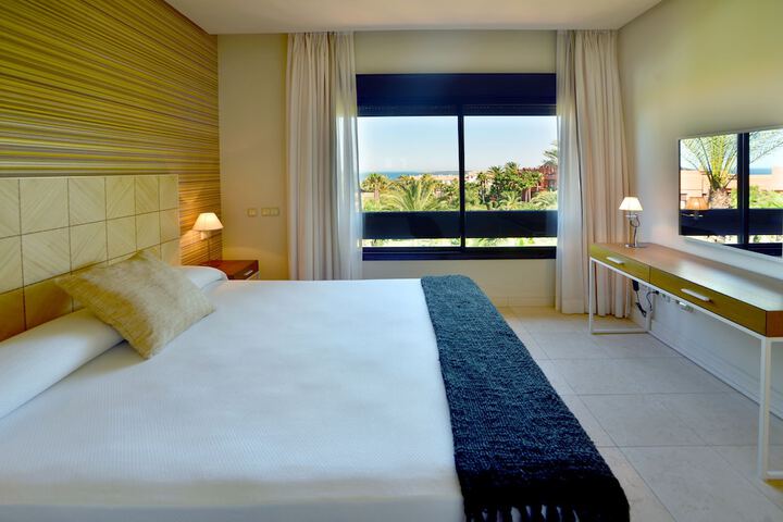 Room 15 of 192