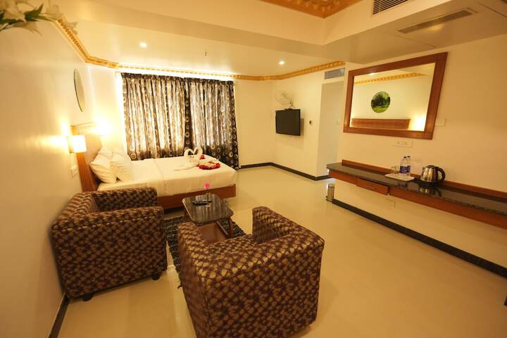 Room 13 of 31