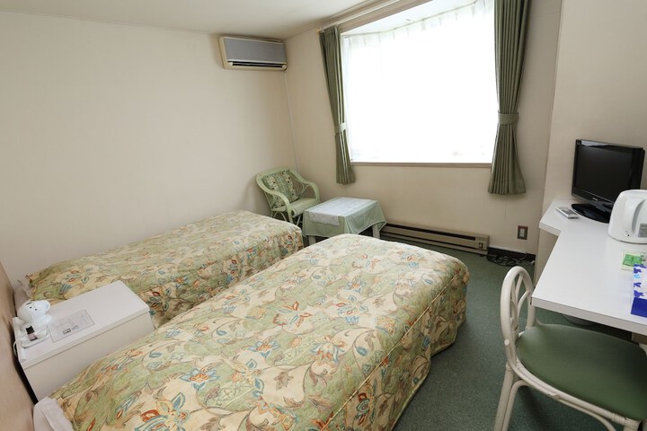 Room 7 of 21