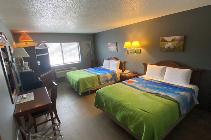 Room 46 of 106