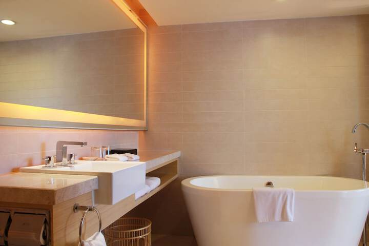 Clean Restrooms