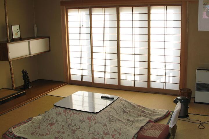 Room 20 of 37