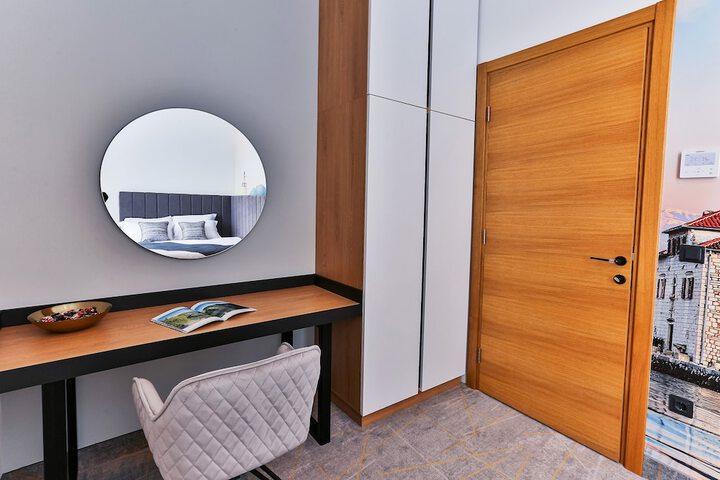 Room 12 of 70