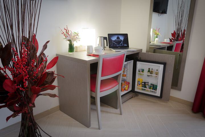 Room 6 of 19