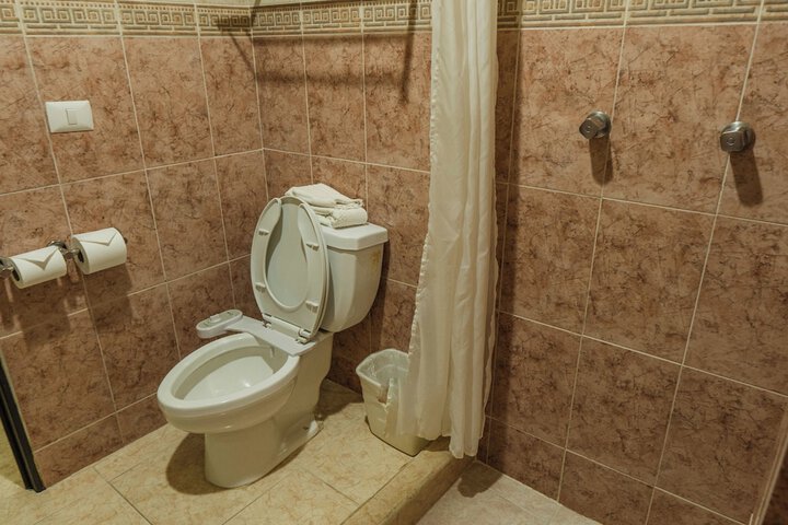 Room 12 of 40