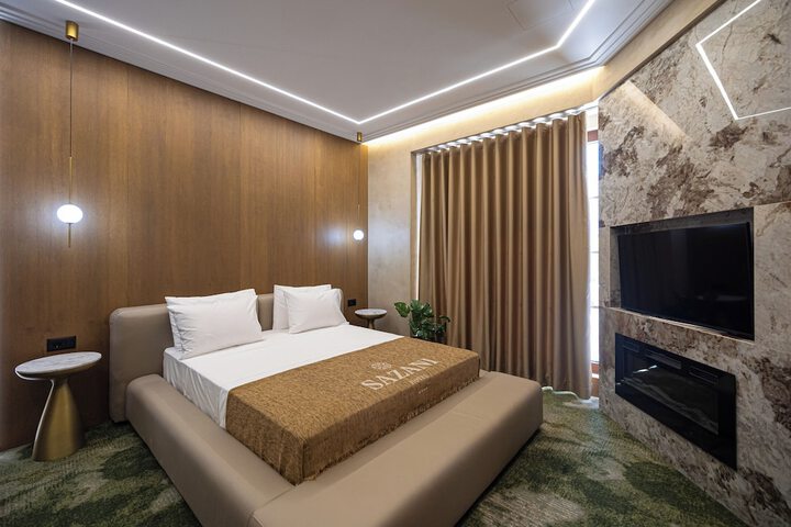 Room 2 of 12