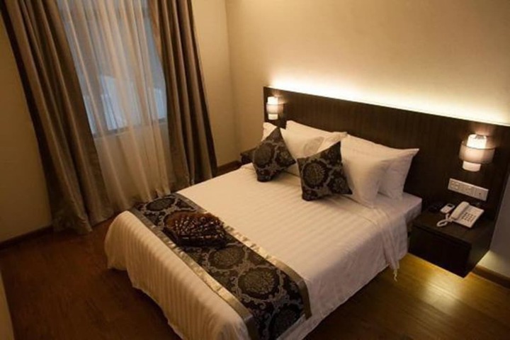 Room 7 of 41