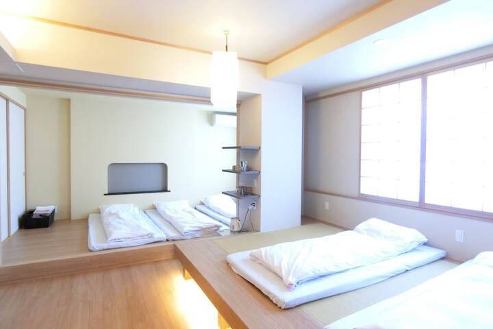 Room 17 of 49