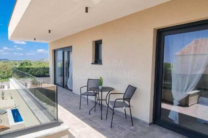Terrace/Patio 14 of 29