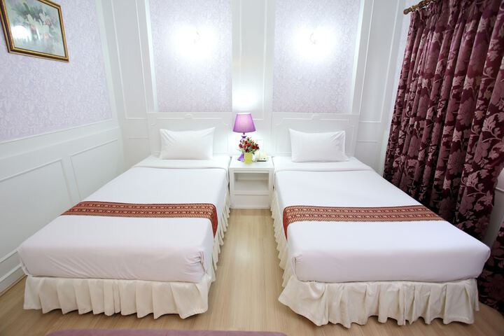 Room 18 of 71