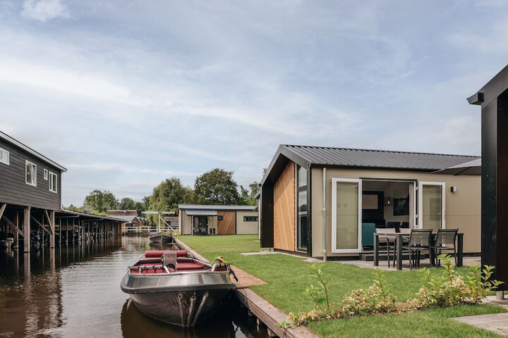 Nice Chalet With ac and Sloop in Giethoorn