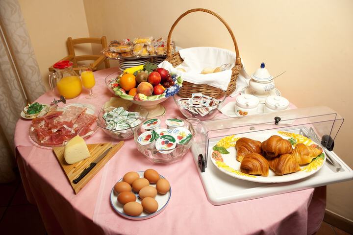 Breakfast meal