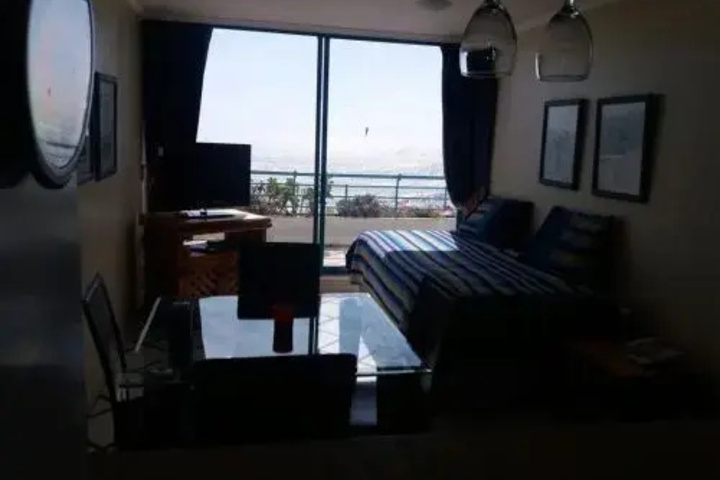 Room 2 of 16