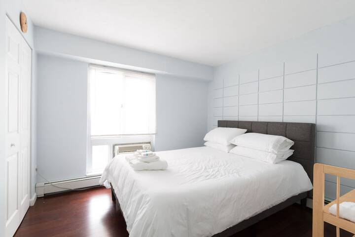 Room 7 of 27