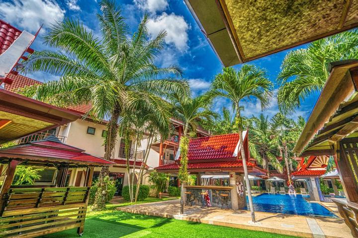 Hotel Exterior 161 of 164