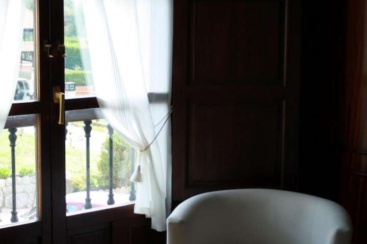 Room 13 of 63