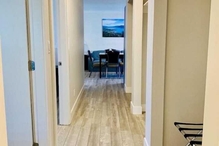 Room 12 of 76