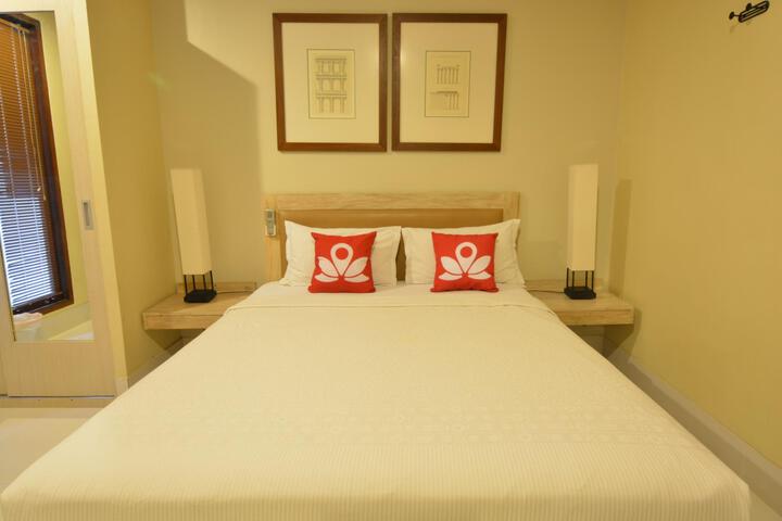 ZEN Rooms Kemang Ampera