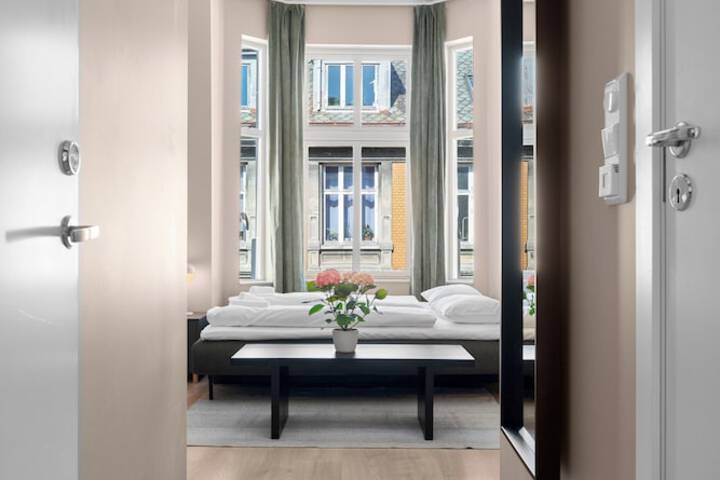 Room 50 of 154