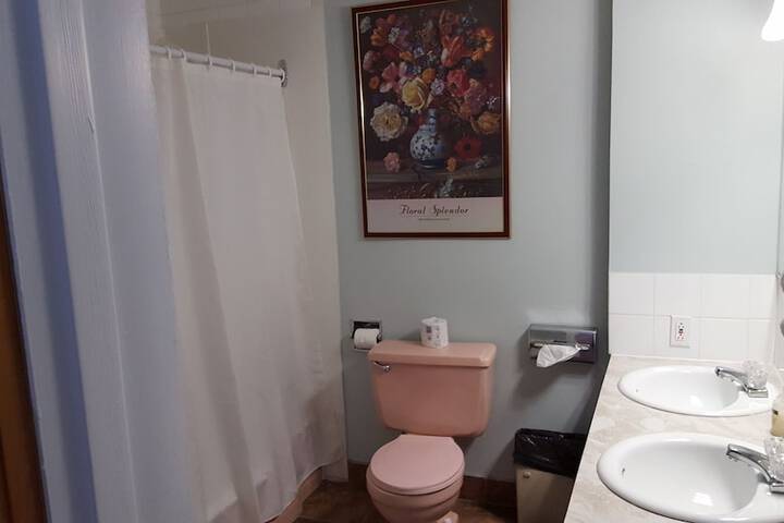 Room 25 of 62