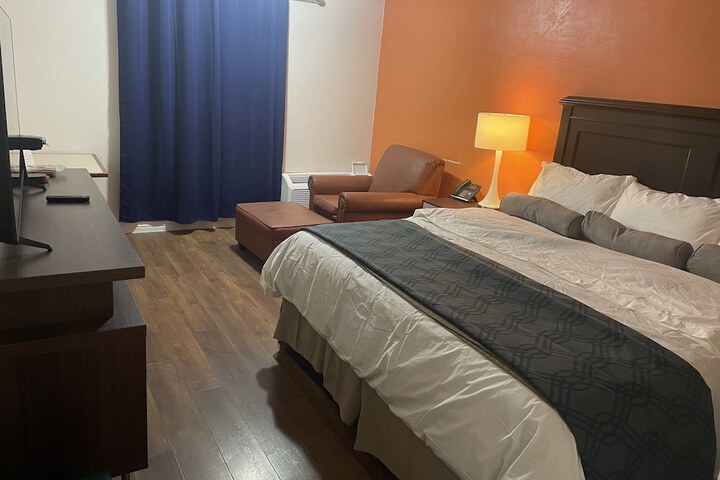 Room 6 of 57