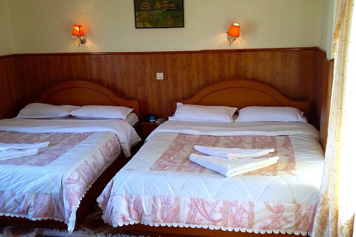 Room 33 of 161