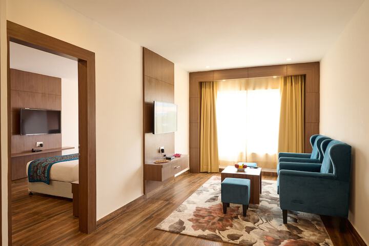 Room 7 of 20