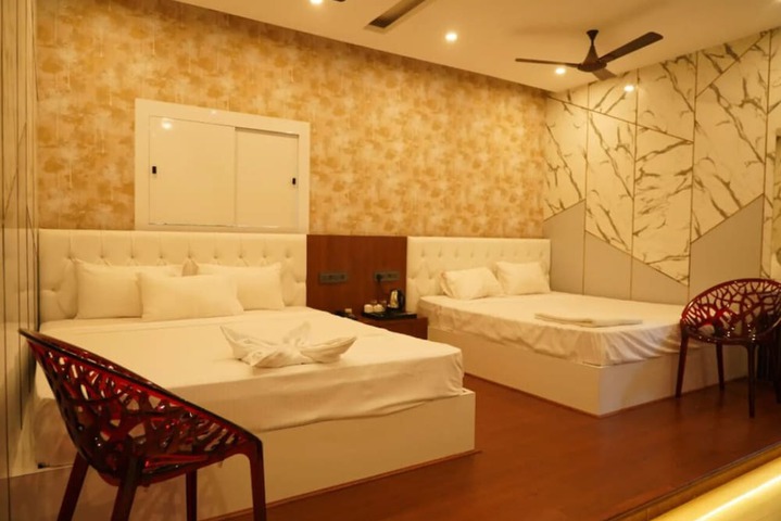 Room 5 of 60