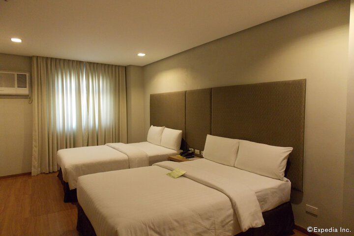 Room 14 of 38