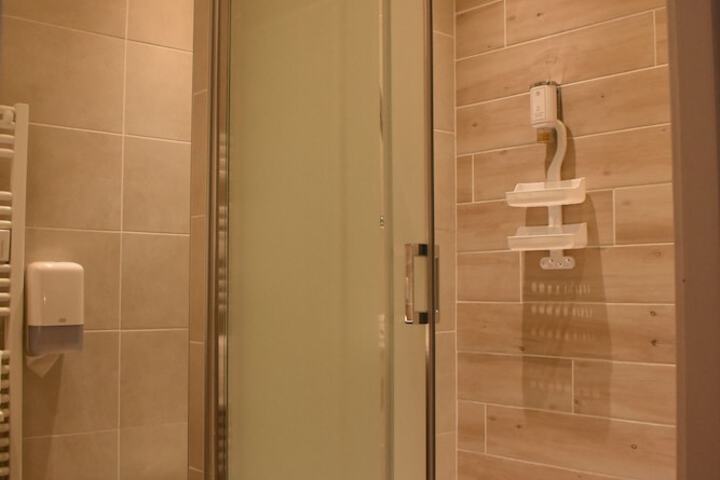 Clean Restrooms