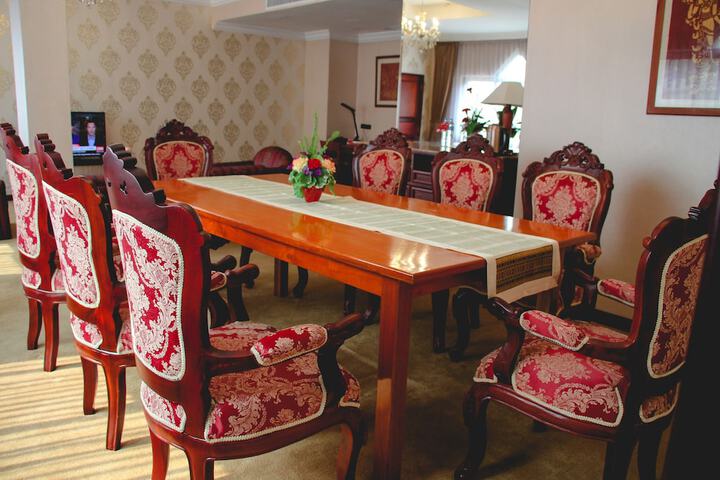 Room 46 of 116