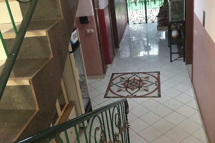 Summit palace international