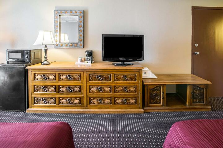 Room 18 of 52