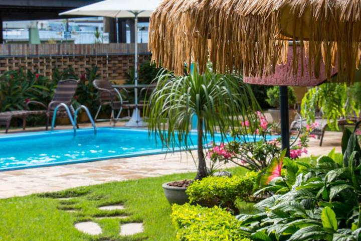 Hotel Pool