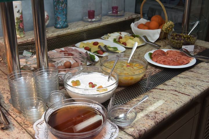 Dining 47 of 70