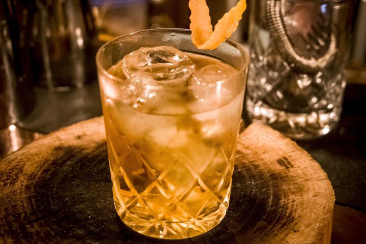 Hotel Bar