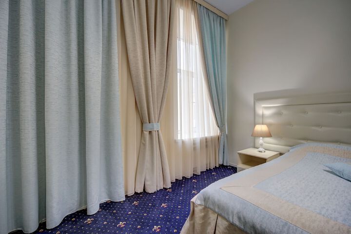 Room 42 of 58