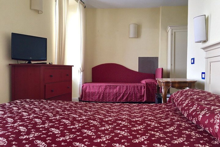 Room 17 of 57