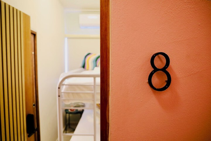 Room 4 of 22