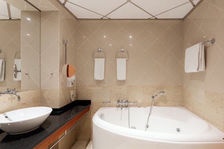Clean Restrooms