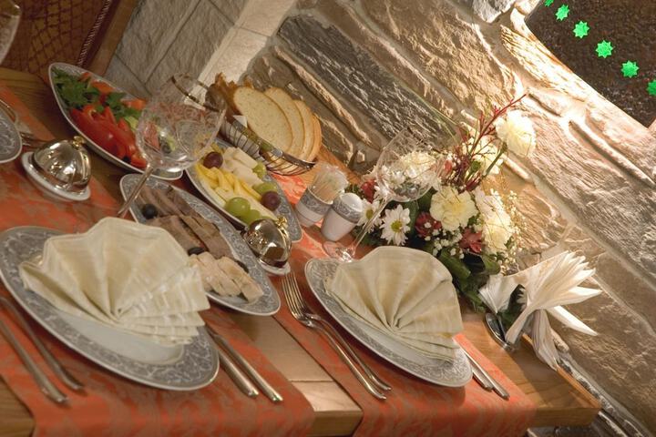 Dining 46 of 58