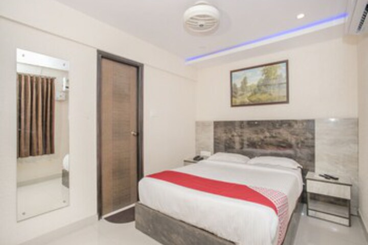 Room 17 of 20