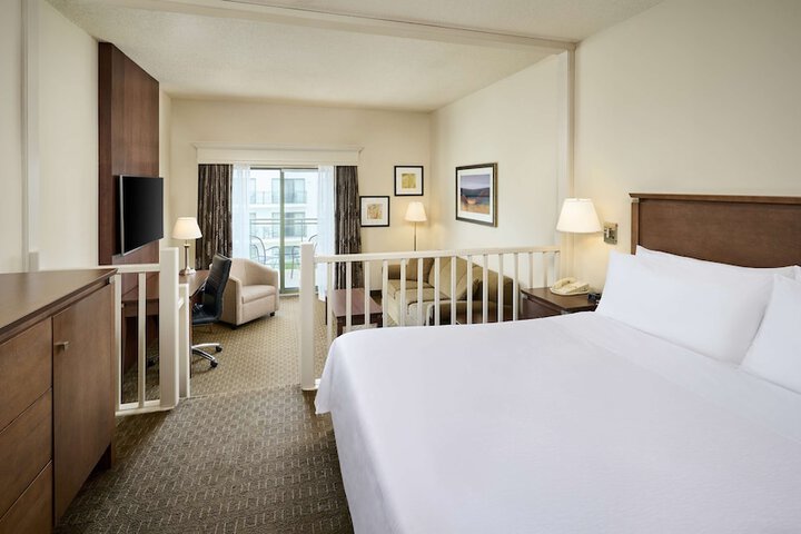 Room 18 of 75