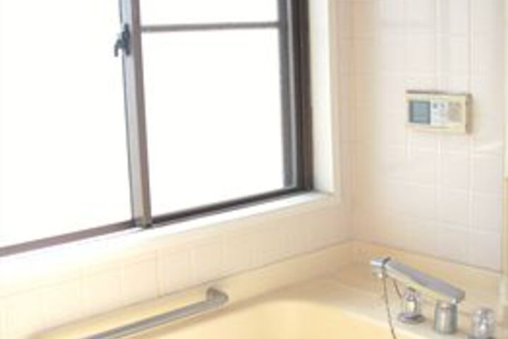 Room 2 of 26