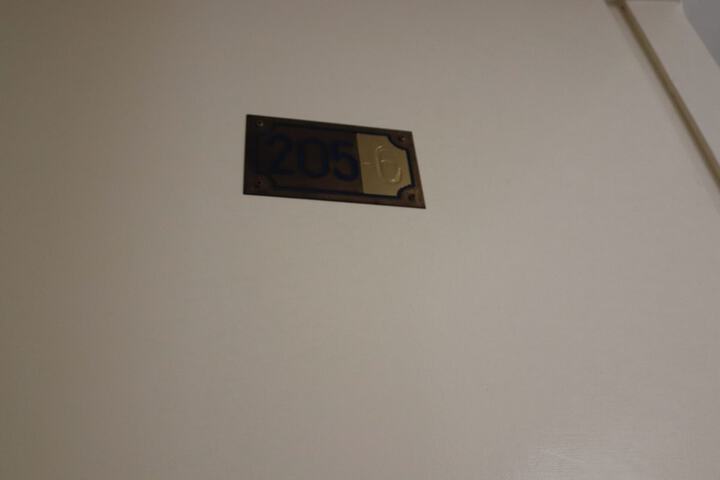 Room 78 of 261